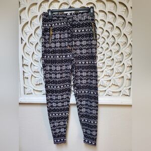 Boutique Winter Snowflake Minky Jogger Leghings Size One Size (SM/MED/LG)